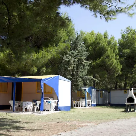 Villaggio Lunga 3*