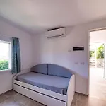 Villaggio Lunga 3*