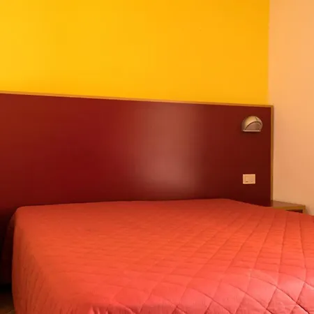 Villaggio Lunga Βιέστε