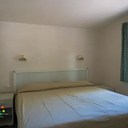 Πάρκο διακοπών Villaggio Lunga 3*