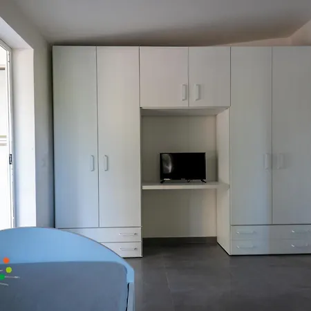 Villaggio Lunga 3* Βιέστε