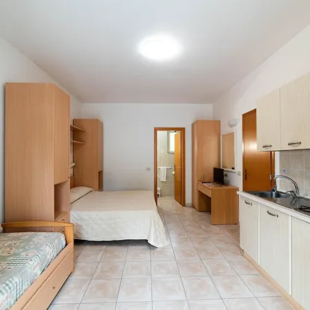 Πάρκο διακοπών Villaggio Lunga 3*