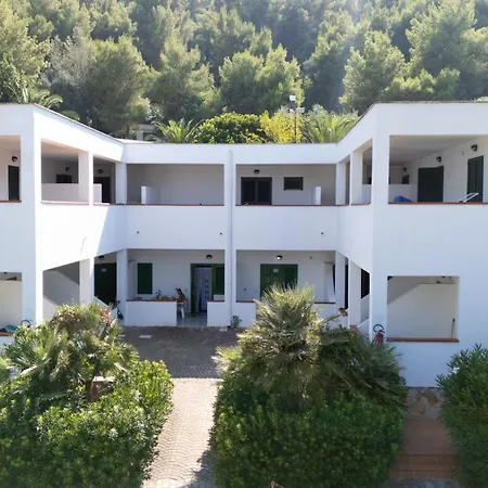 Villaggio Lunga Βιέστε