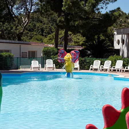 Semesterpark Villaggio Lunga 3*