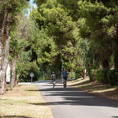 Villaggio Lunga 3* Vieste