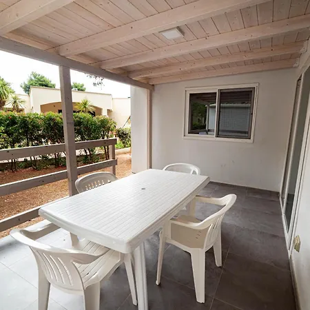 Πάρκο διακοπών Villaggio Lunga 3*