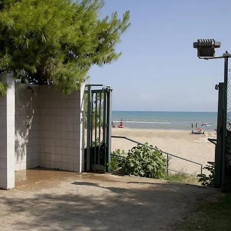 Villaggio Lunga Βιέστε