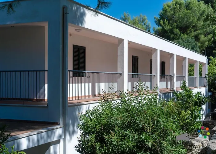 Aldeamento Turístico Villaggio Lunga